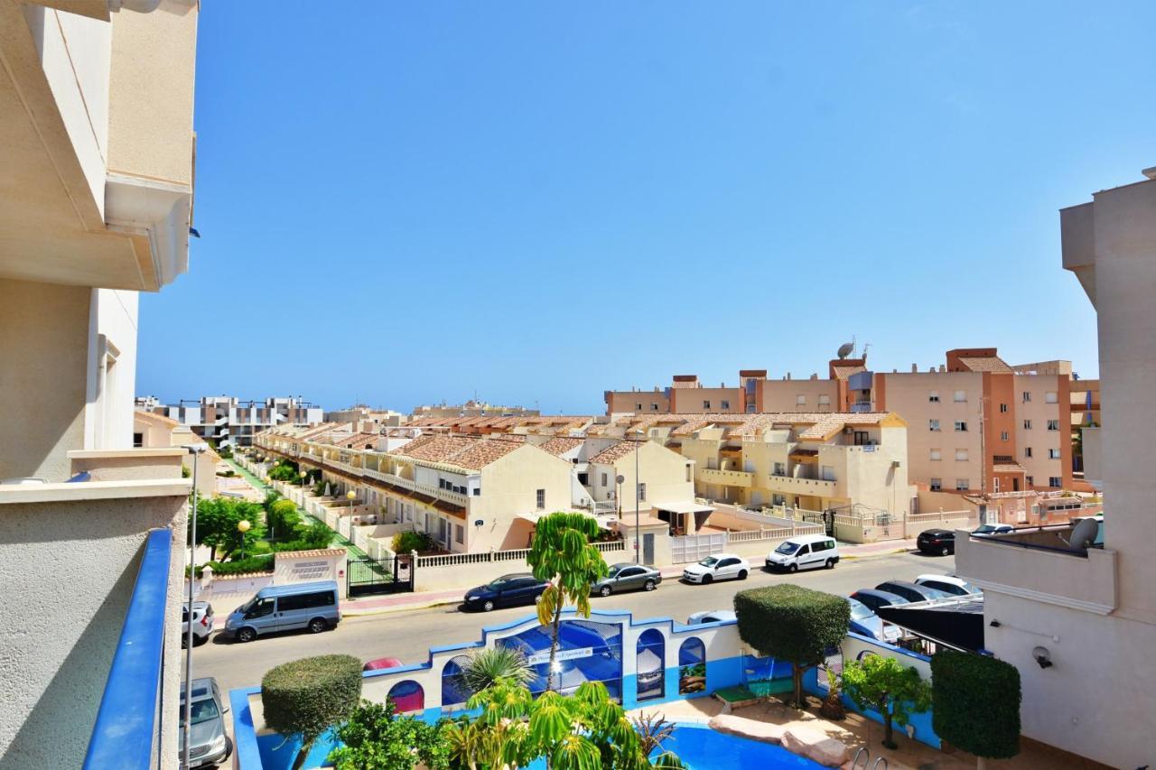 He Cabo Roig Strip Apartment Орихуела Екстериор снимка